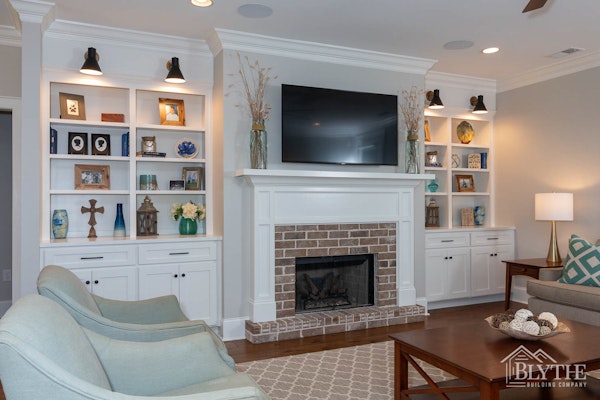 Fireplace And Built In Bookshelves 1